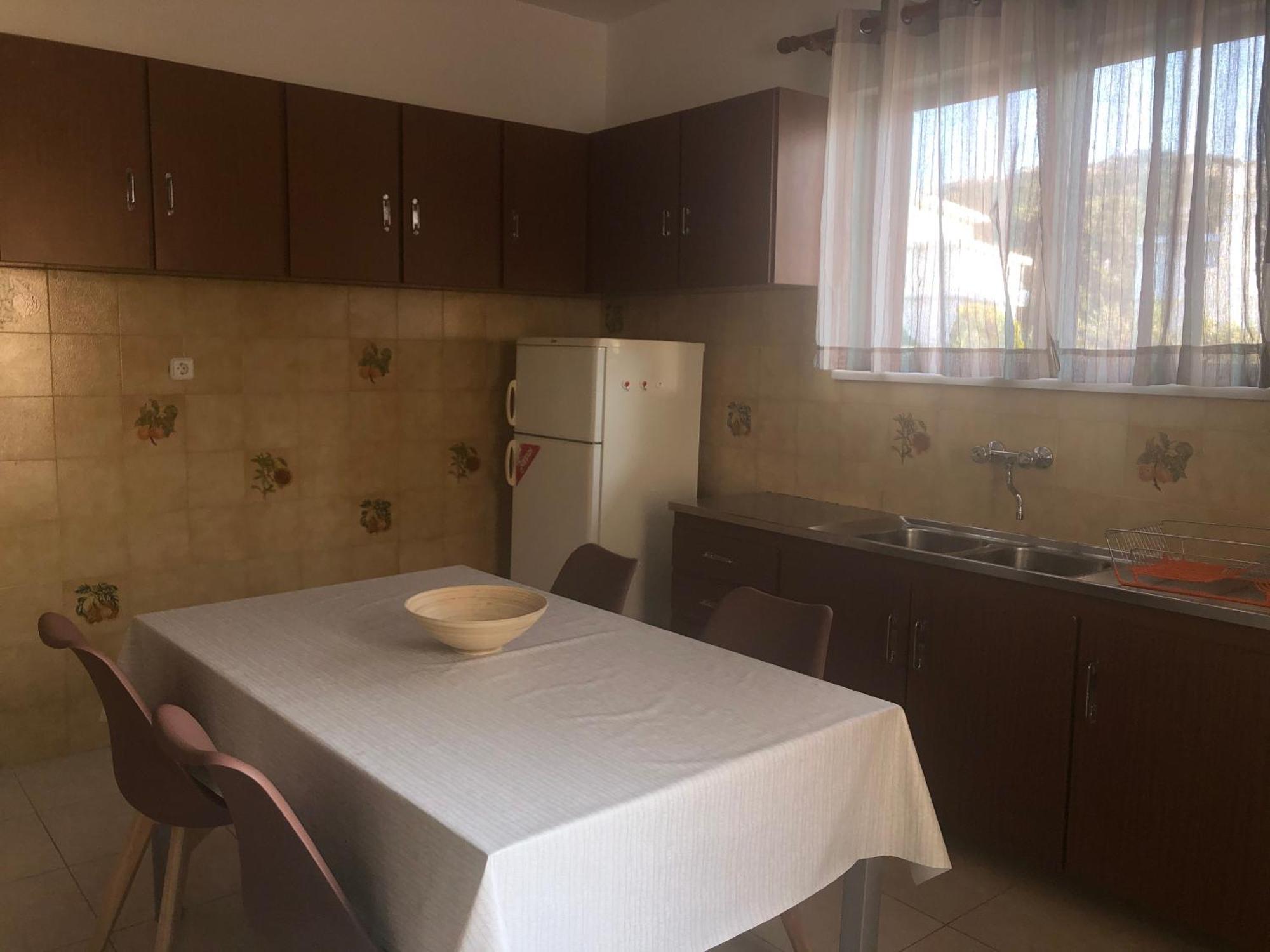 Elpida 2* פליראקי